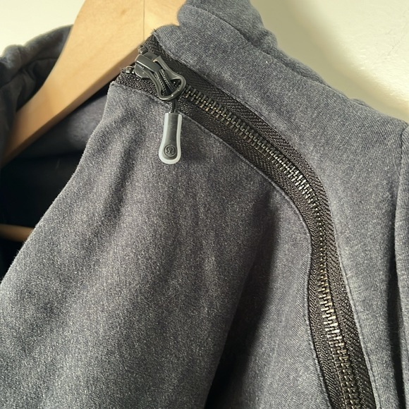 Lululemon Sway Jacket - Picture 3 of 5